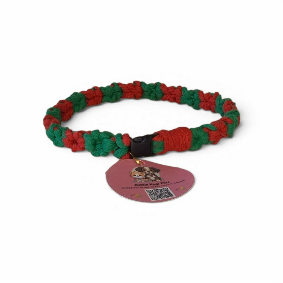 The Art of Macrame Meets Pet Style: Meet Our Handmade Holiday Collar